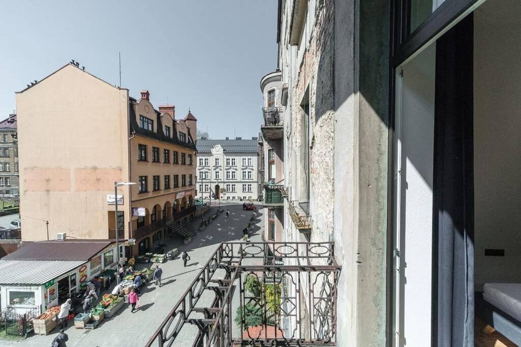 Apartament Matejki E Bielsko-Biala Bagian luar foto