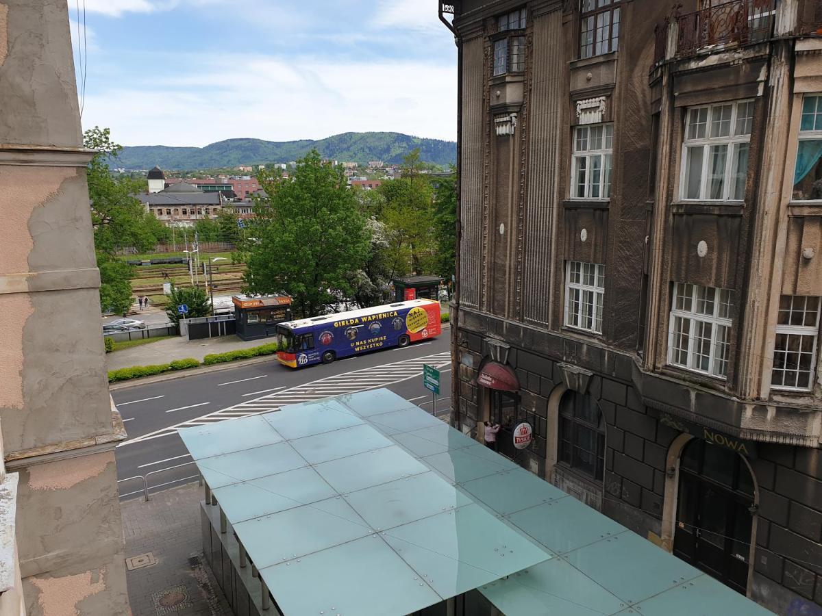 Apartament Matejki E Bielsko-Biala Bagian luar foto