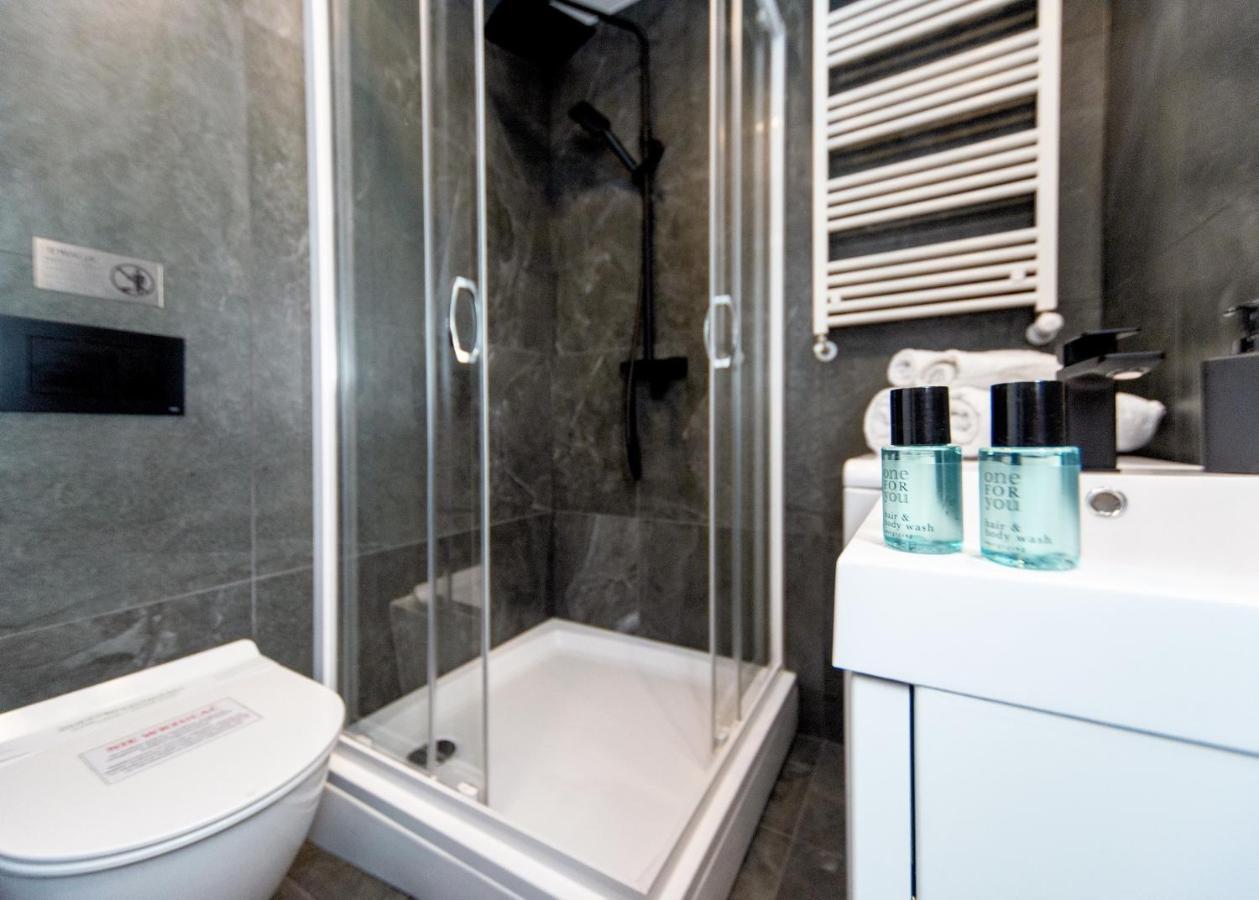 Apartament Matejki E Bielsko-Biala Bagian luar foto